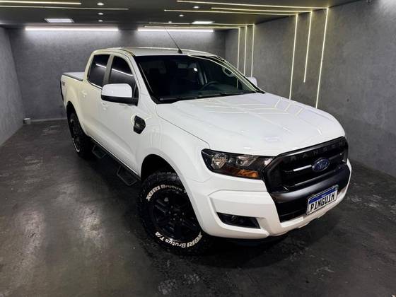 FORD RANGER 2.2 XLS 4X4 CD 16V DIESEL 4P MANUAL